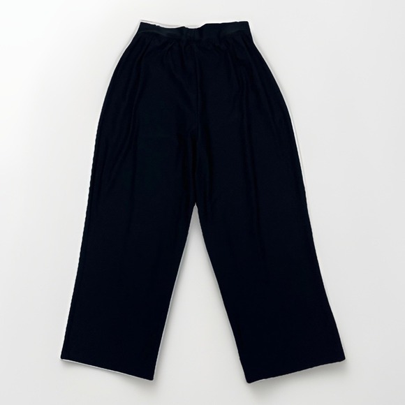 Spanx NWT Black Crop Pants Size Medium Bod‎ A Bing Cropped Capri Shaping - Picture 5 of 13